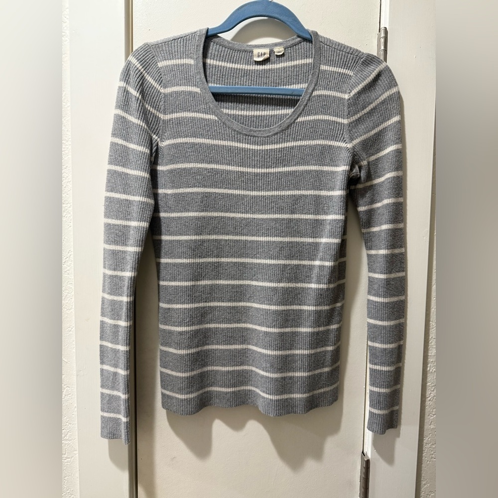 GAP Heather Gray Striped Sweater